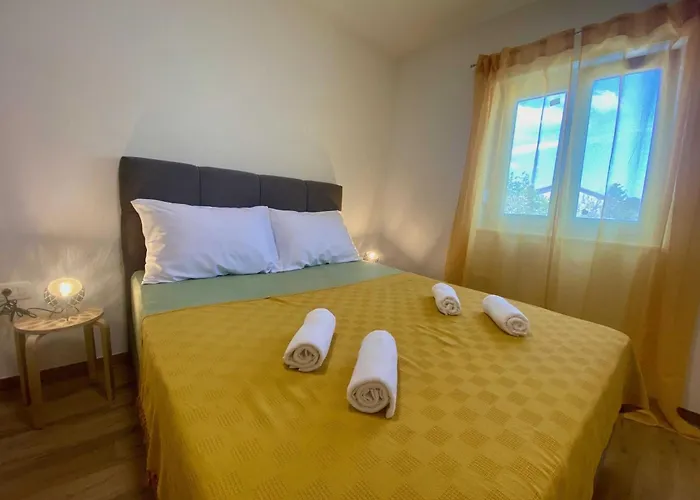 - Two Bedroom With Terrace Apartment Kastav