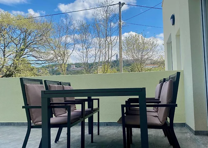 Apartament - Two Bedroom With Terrace *